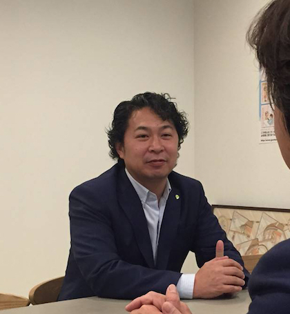インタビュー